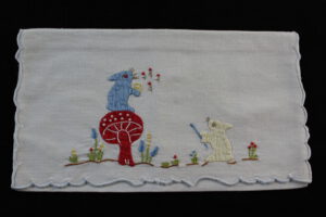 Mehr über den Artikel erfahren The Lost Art of Heirloom Needlework